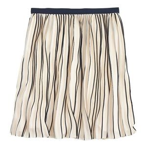 White pleated skirt with navy & light blue stripes